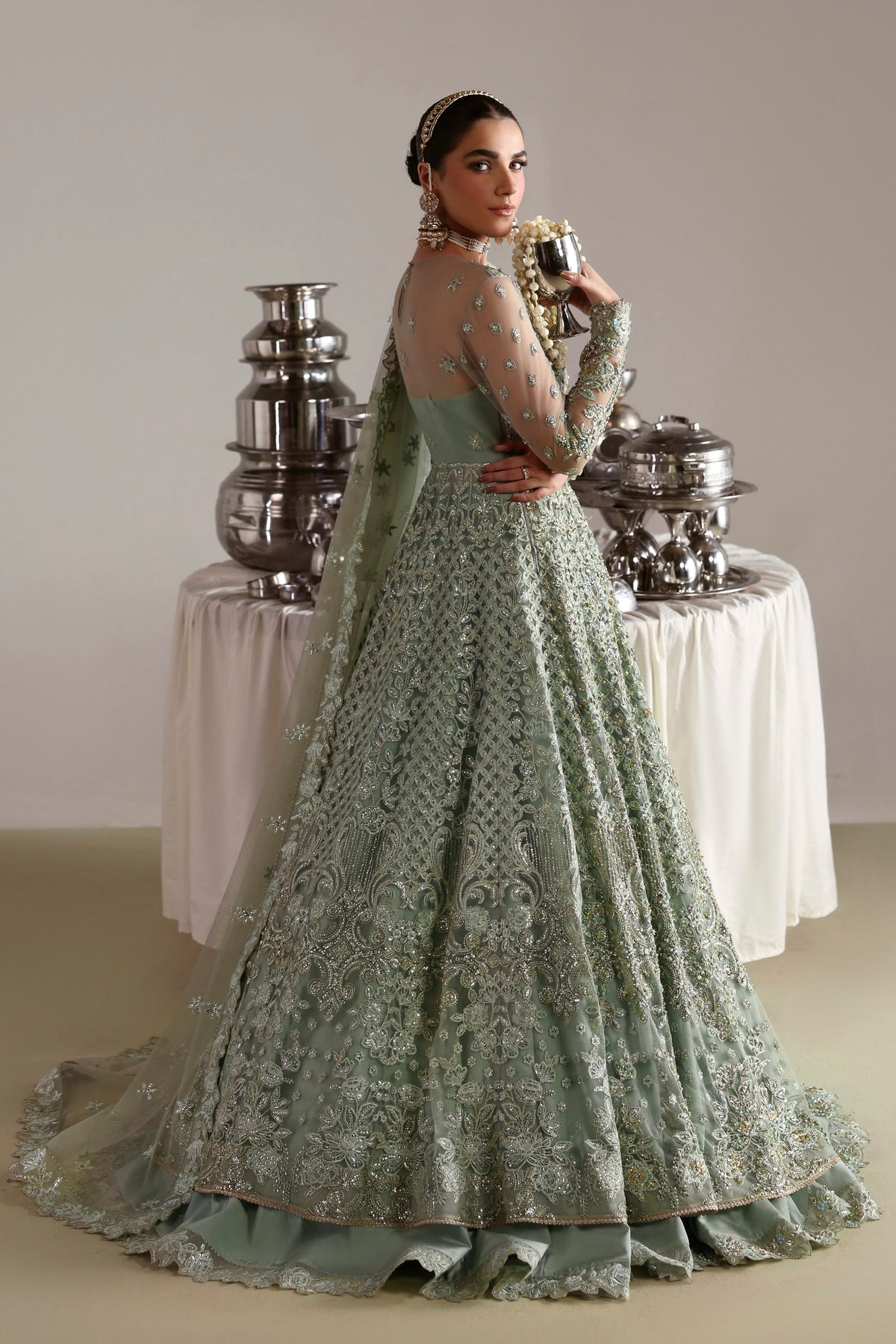 Akbar Aslam Mahsima organza lehenga border close-up
