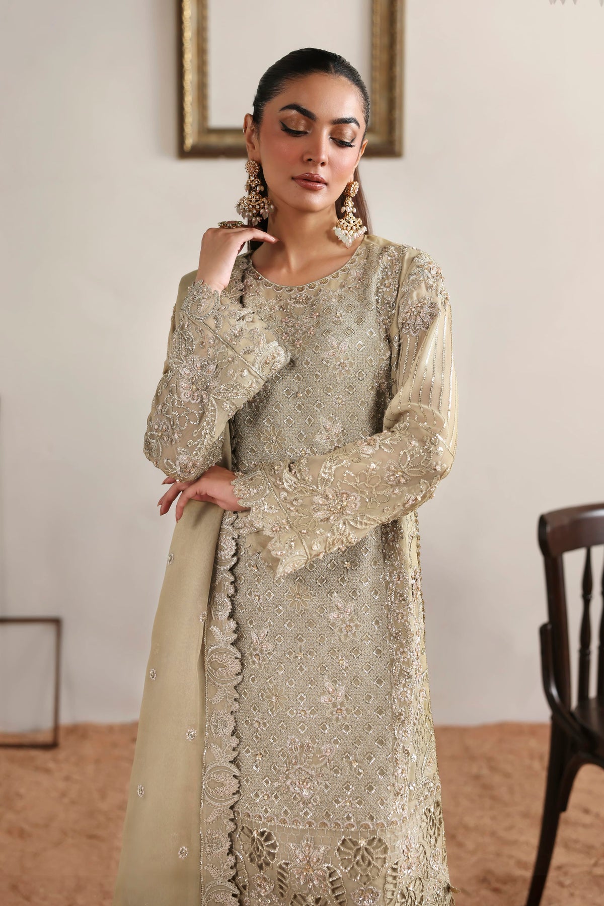 Akbar Aslam Evora Pakistani chiffon formal with dupatta