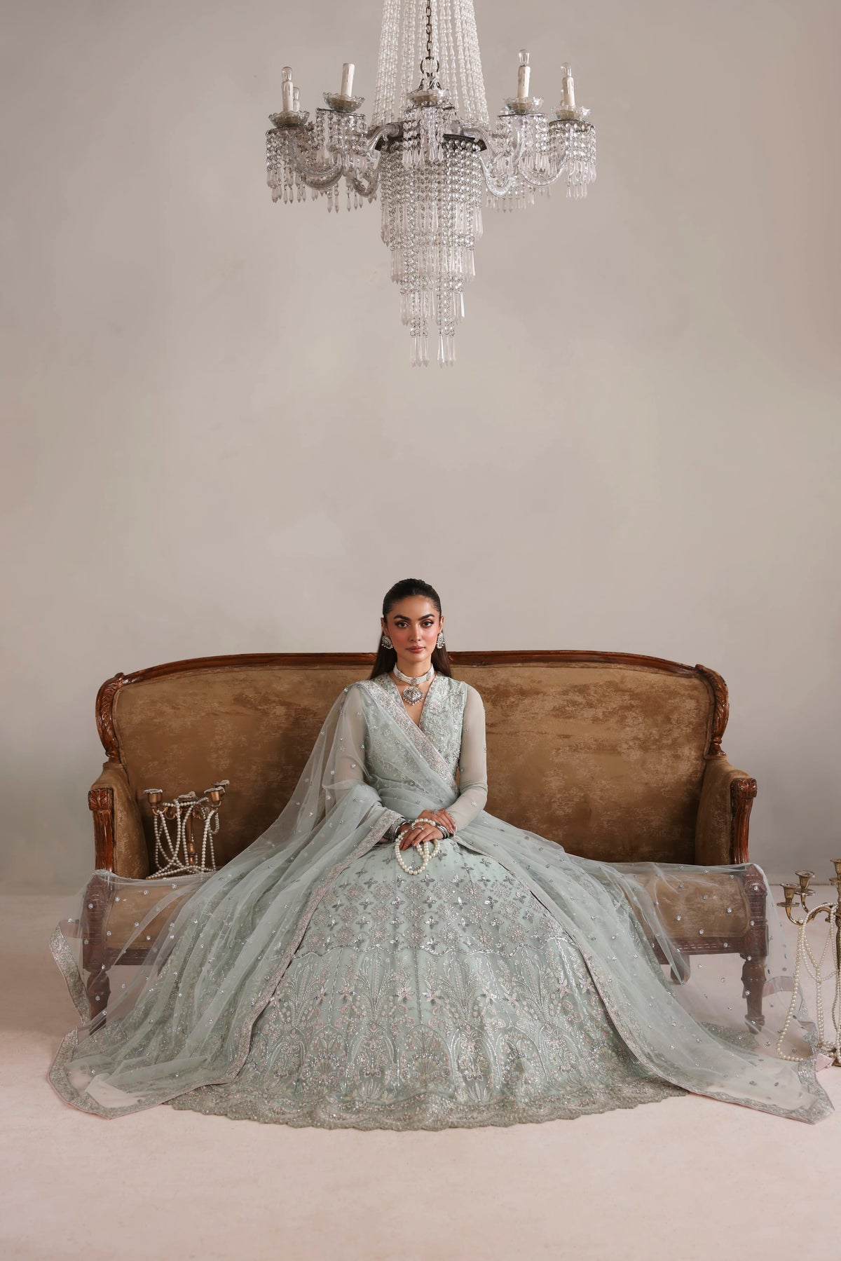 Akbar Aslam Noelle embellished sleeves