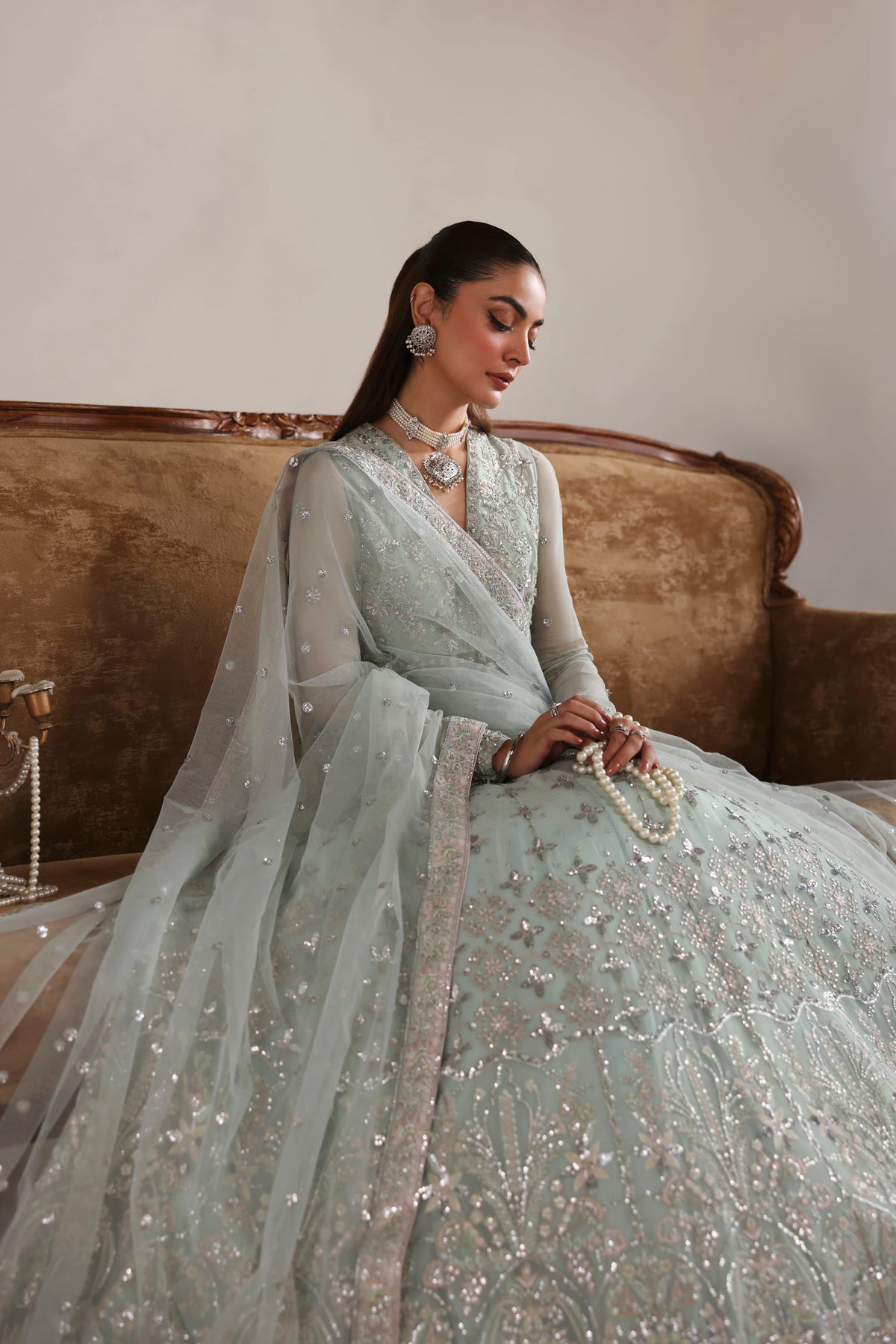 Akbar Aslam Noelle organza border detail