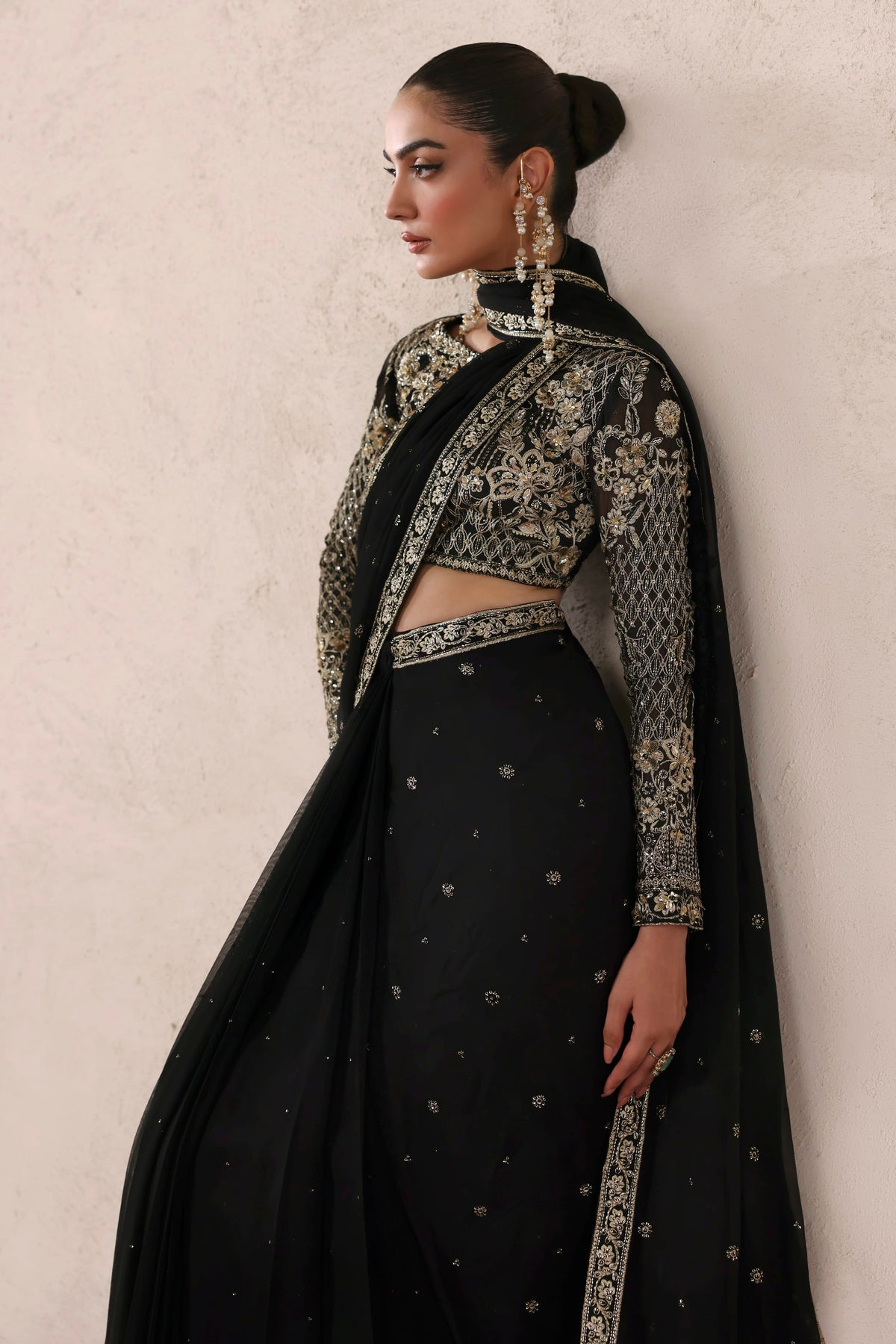 Akbar Aslam Amoura organza neckline and blouse detail