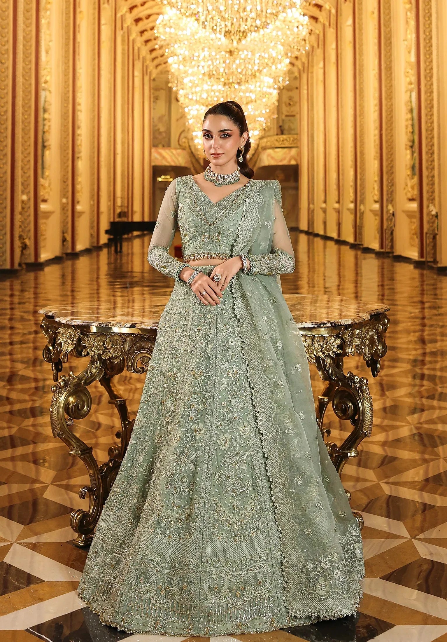 Lime Light by Elaf Stardom ’25 features hand-embroidered organza panels, elegant dupatta, and raw silk inner — perfect for festive gatherings and formal occasions.