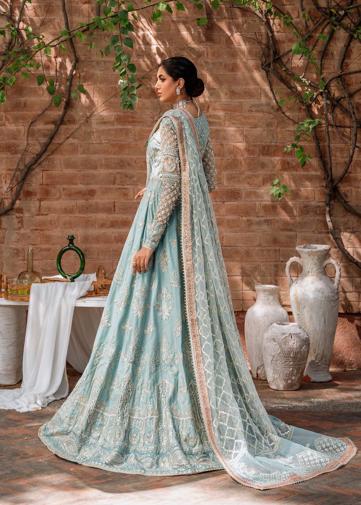 Akbar Aslam Jabeen organza panel border close-up