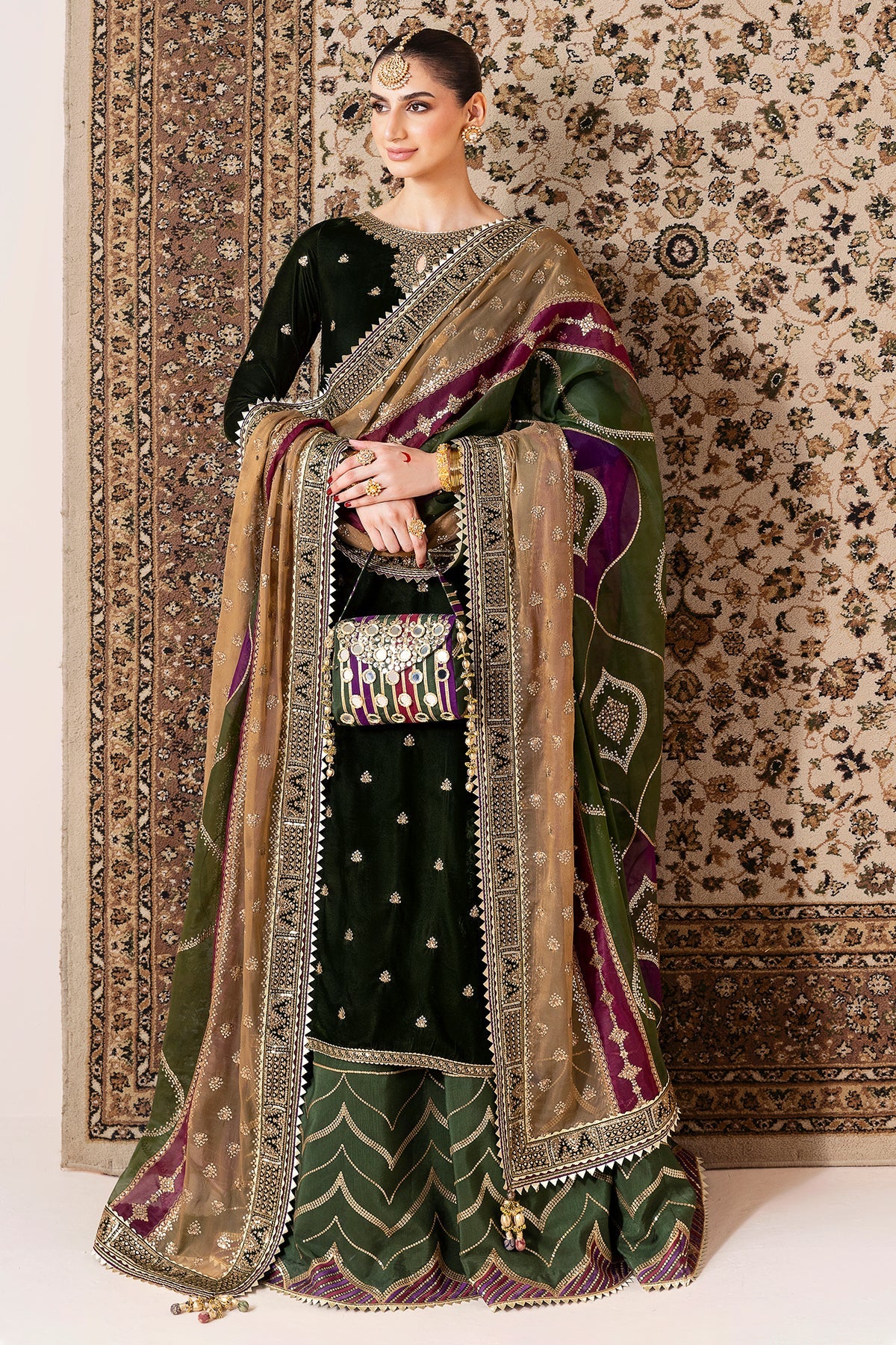 Jazmin | EMBROIDERED VELVET FORMAL CVF D-09
