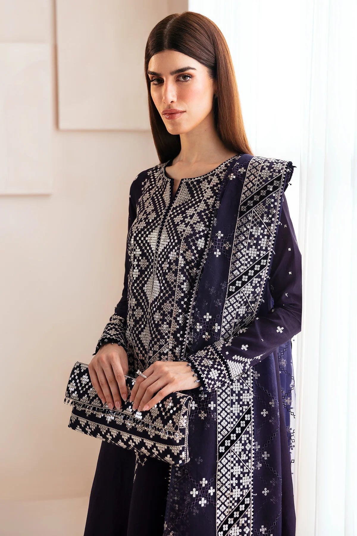 PREMIUM EMBROIDERED RAW SILK UR-7030