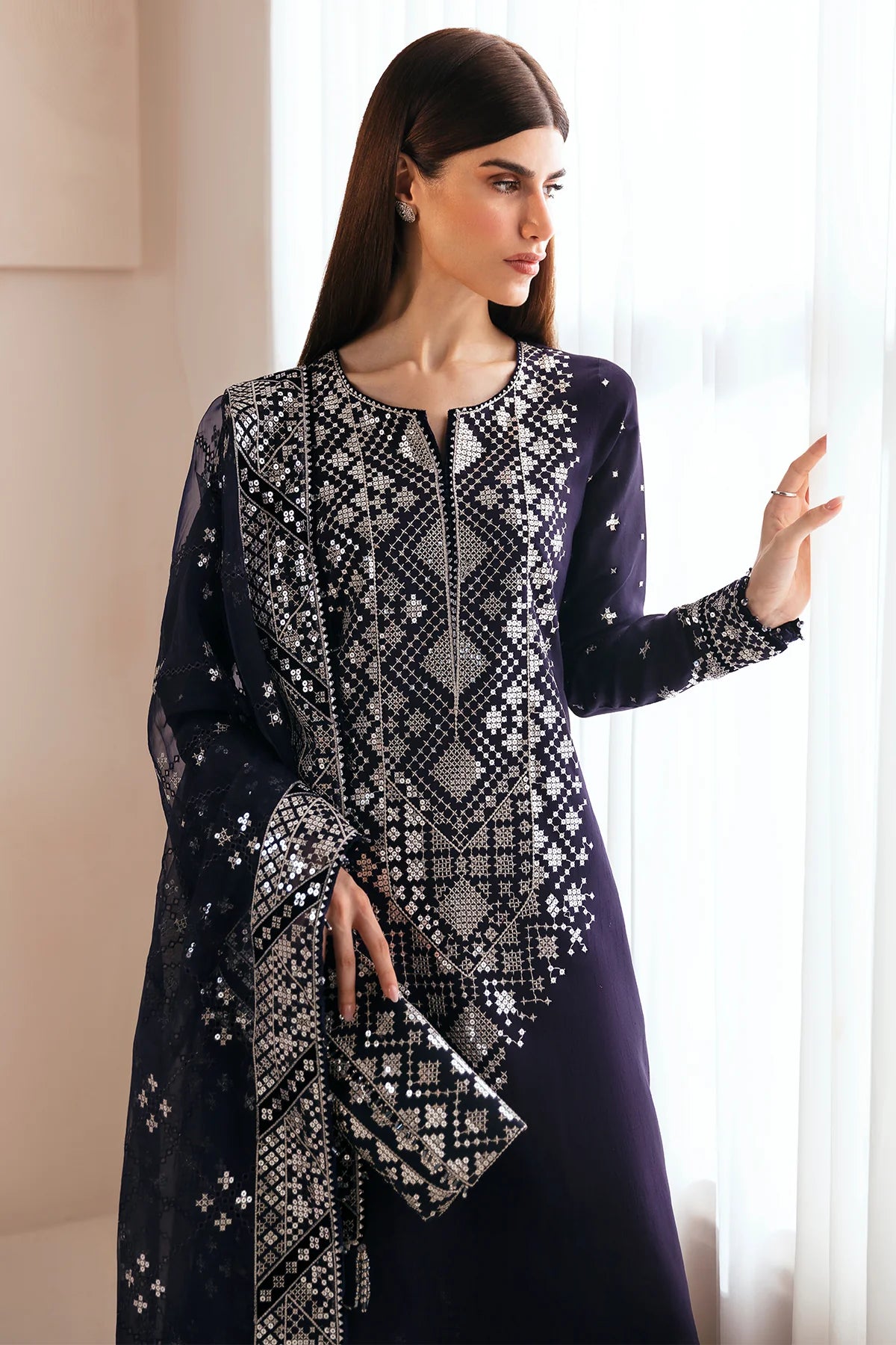 PREMIUM EMBROIDERED RAW SILK UR-7030