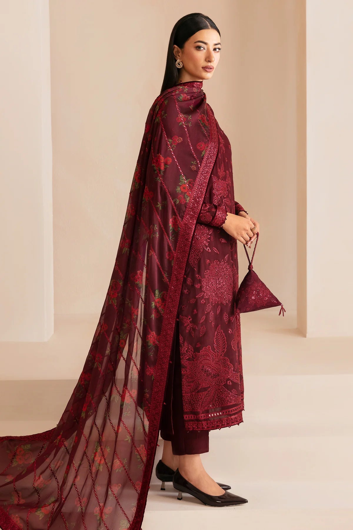 PREMIUM EMBROIDERED RAW SILK UR-7031