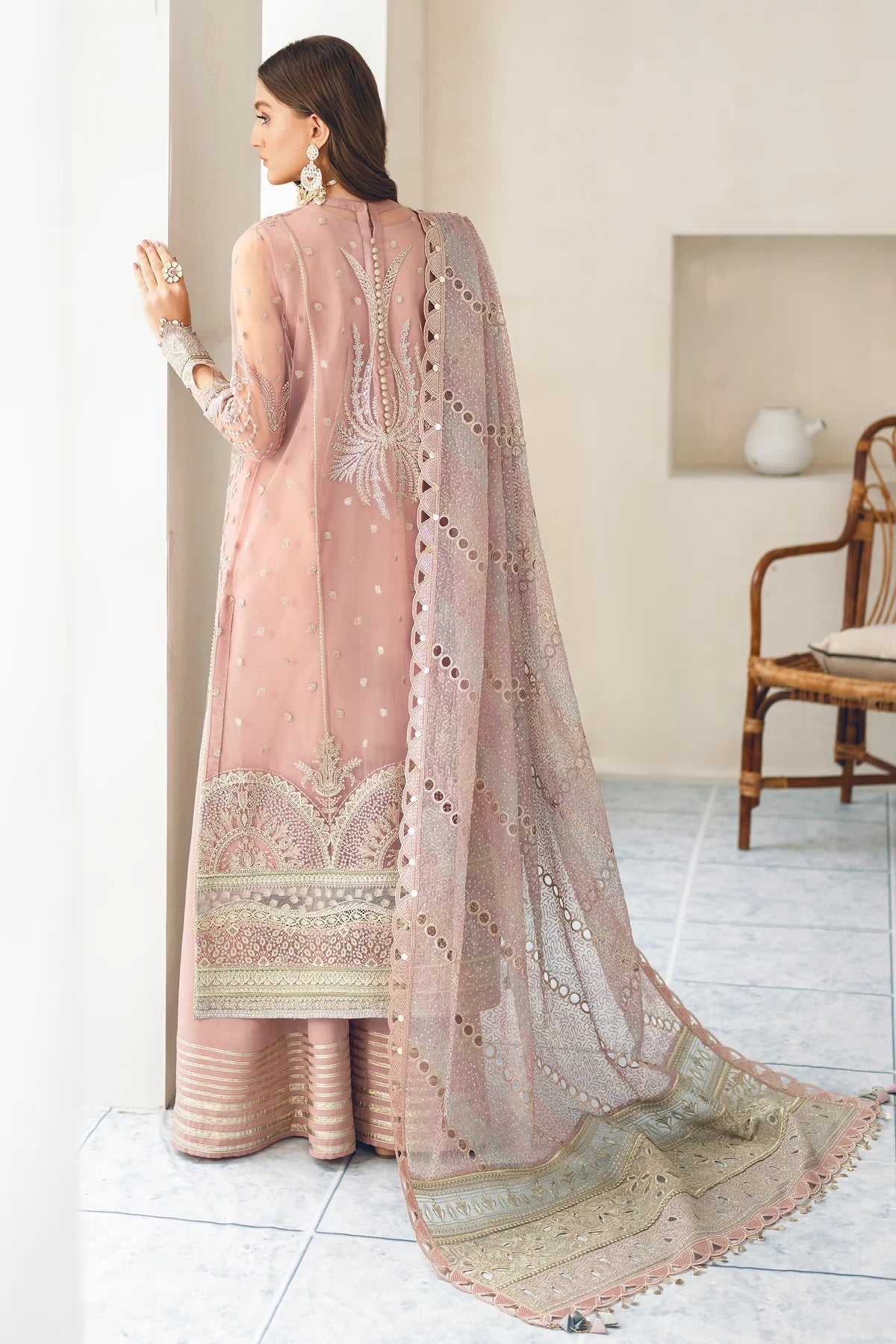 EMBROIDERED NET UN-4002