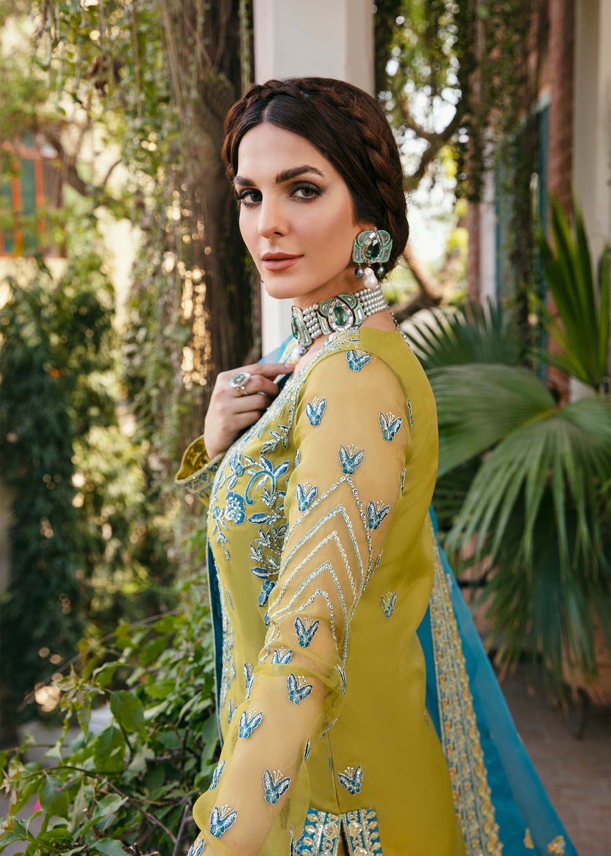 Davina by Akbar Aslam – Pakistani wedding guest organza suit