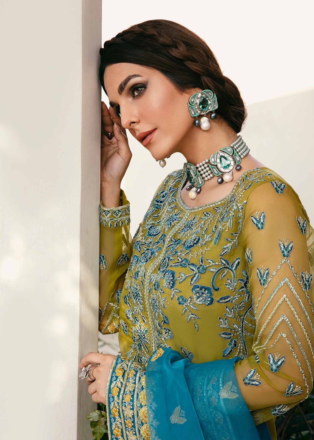 Akbar Aslam Davina back view of organza shirt