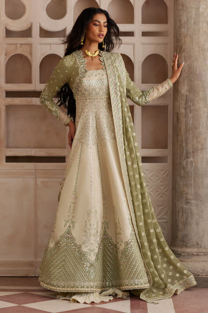 Lehr by Soraya – hand-worked bodice on olive Chanderi silk
