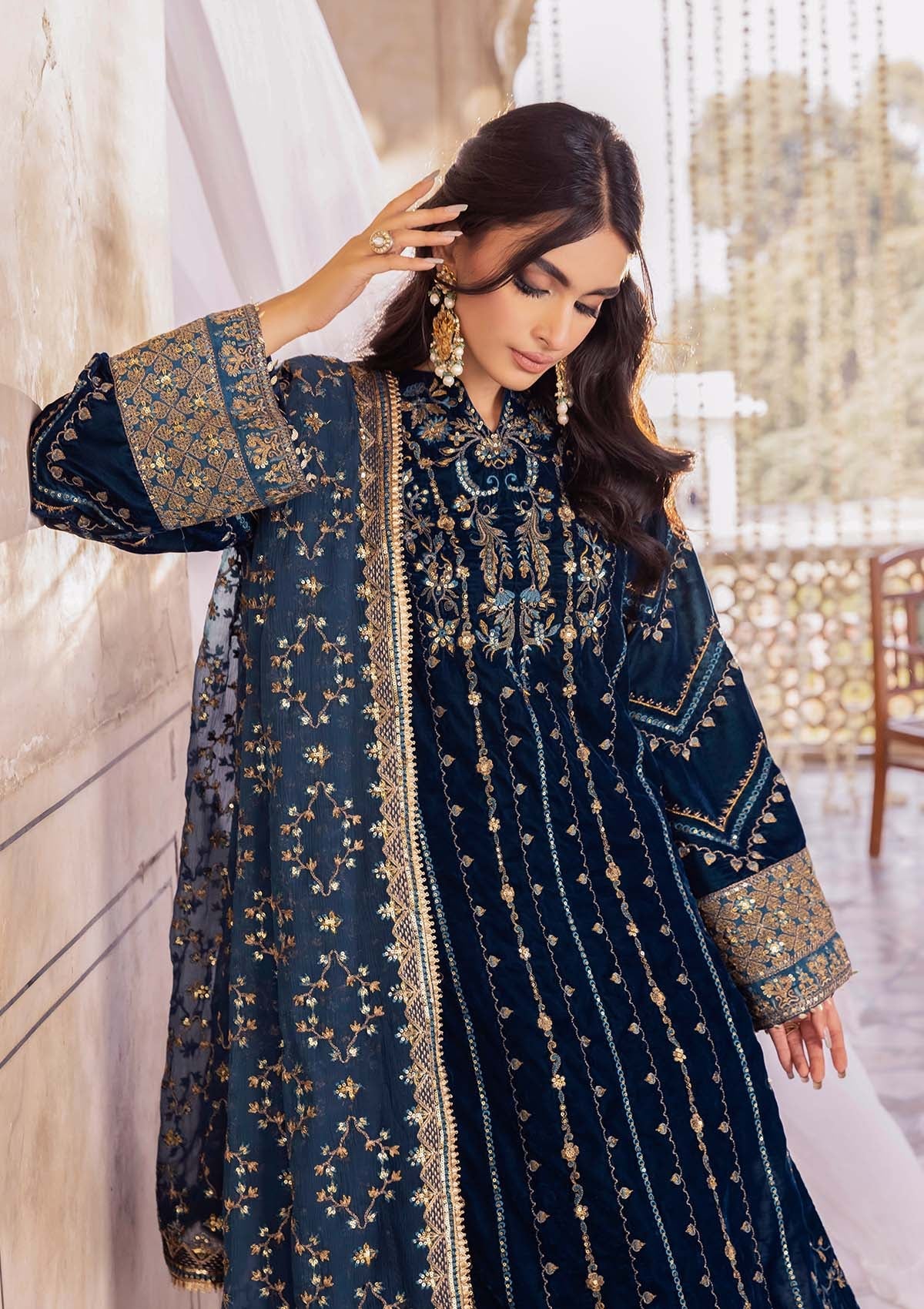 AIK Baagh Velvet Look A2201 – Pakistani winter wedding outfit