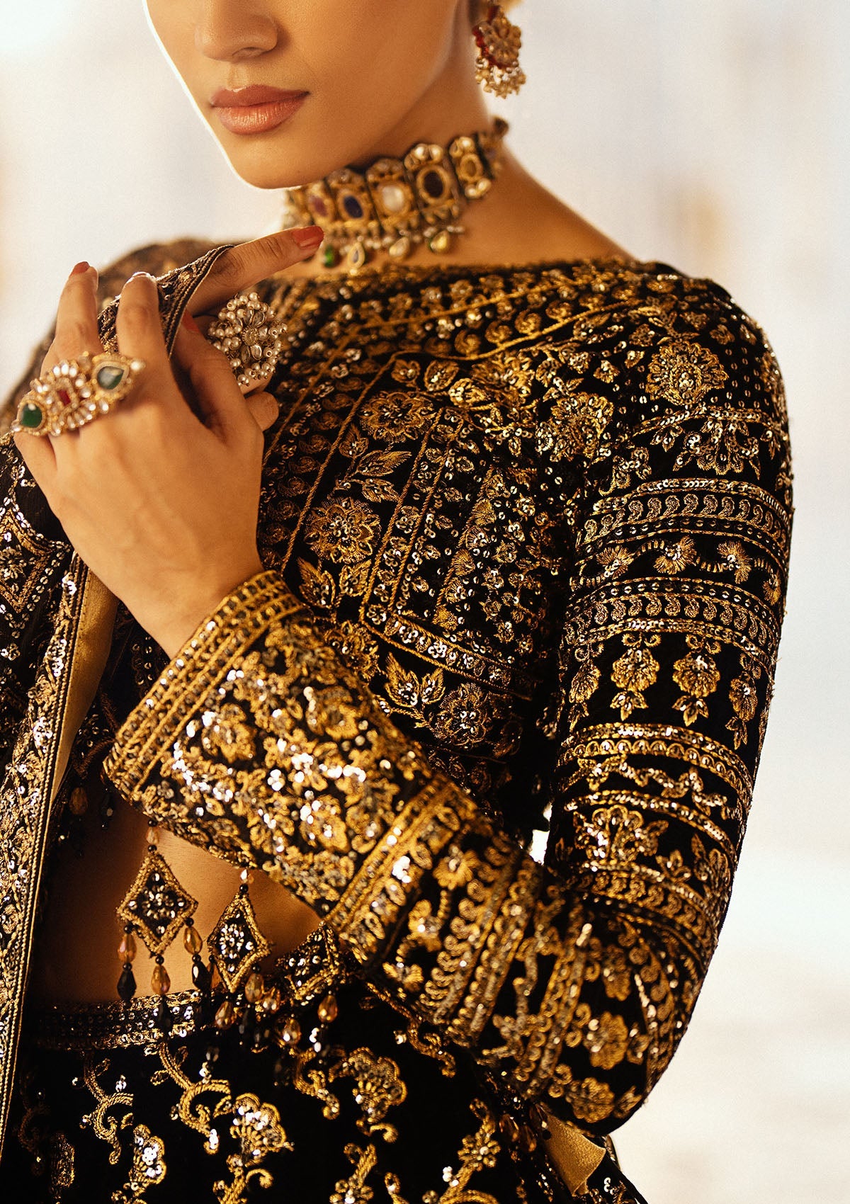 AIK Dastoor Velvet '24 Look A2401 – Pakistani winter wedding outfit