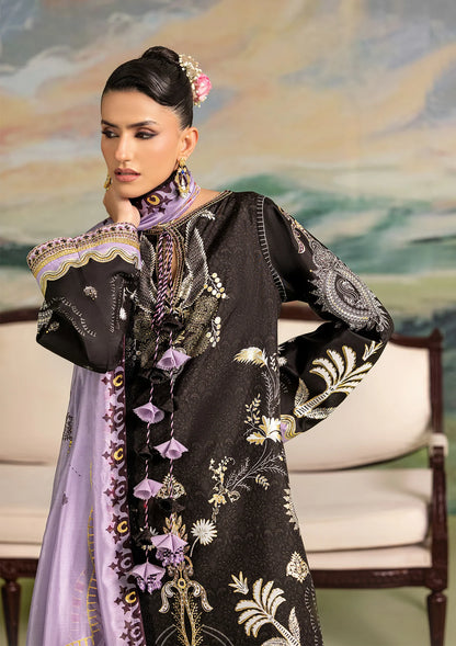 Elegant foil printed crepe silk dress with embroidered organza neckline finishing and sleeve borders. Paired with printed crepe silk pants and silk dupatta.