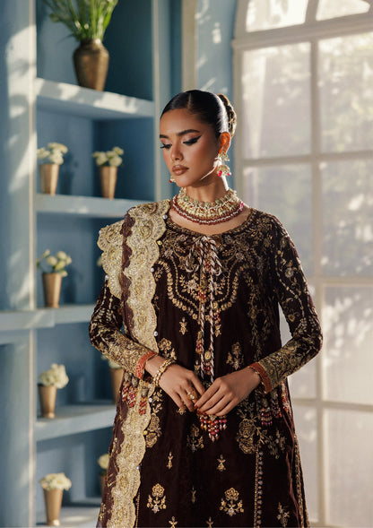 AIK Atelier Udaipur A2506 layered border detail