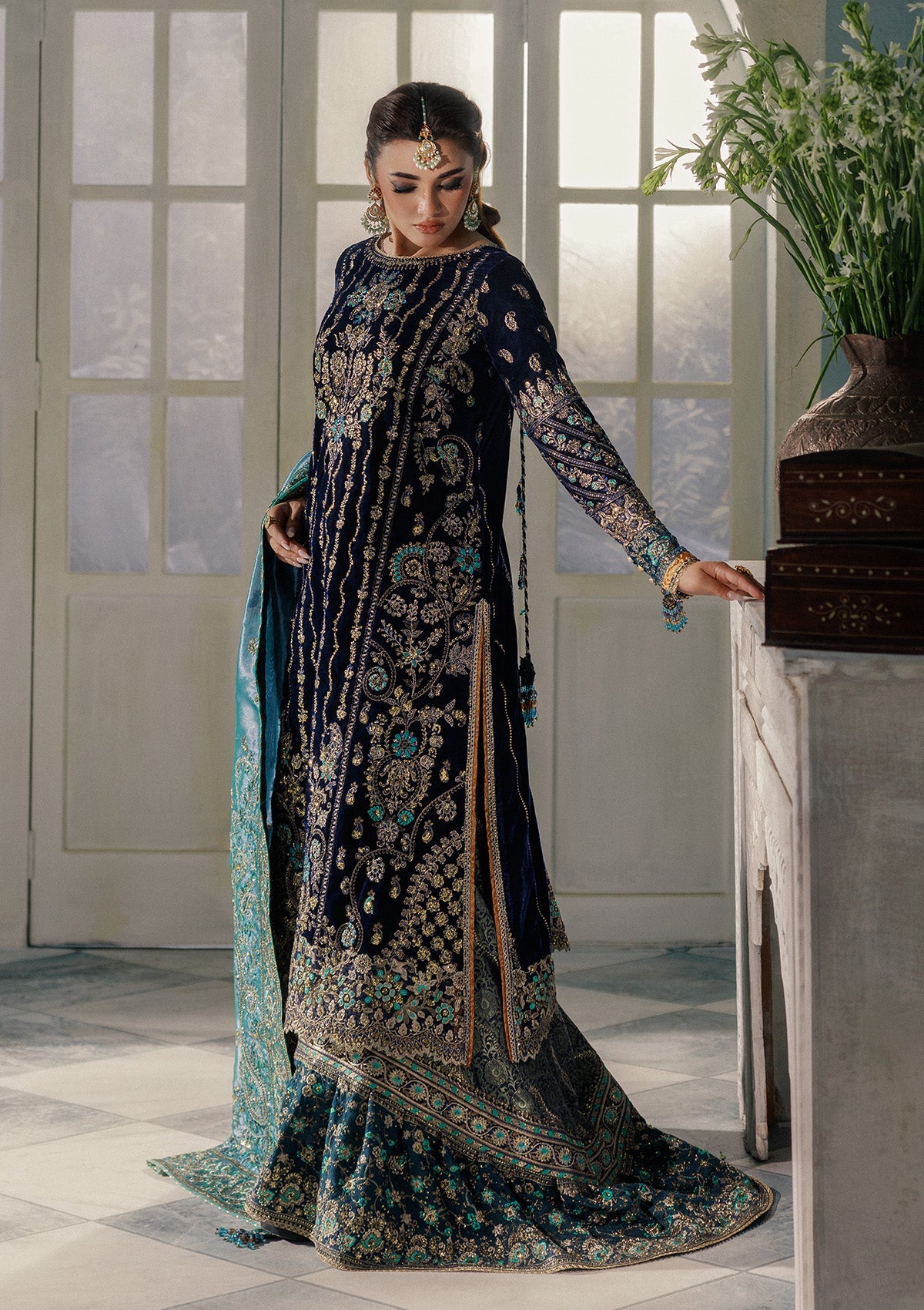 AIK Udaipur Velvet Look A2510 – Pakistani winter wedding outfit