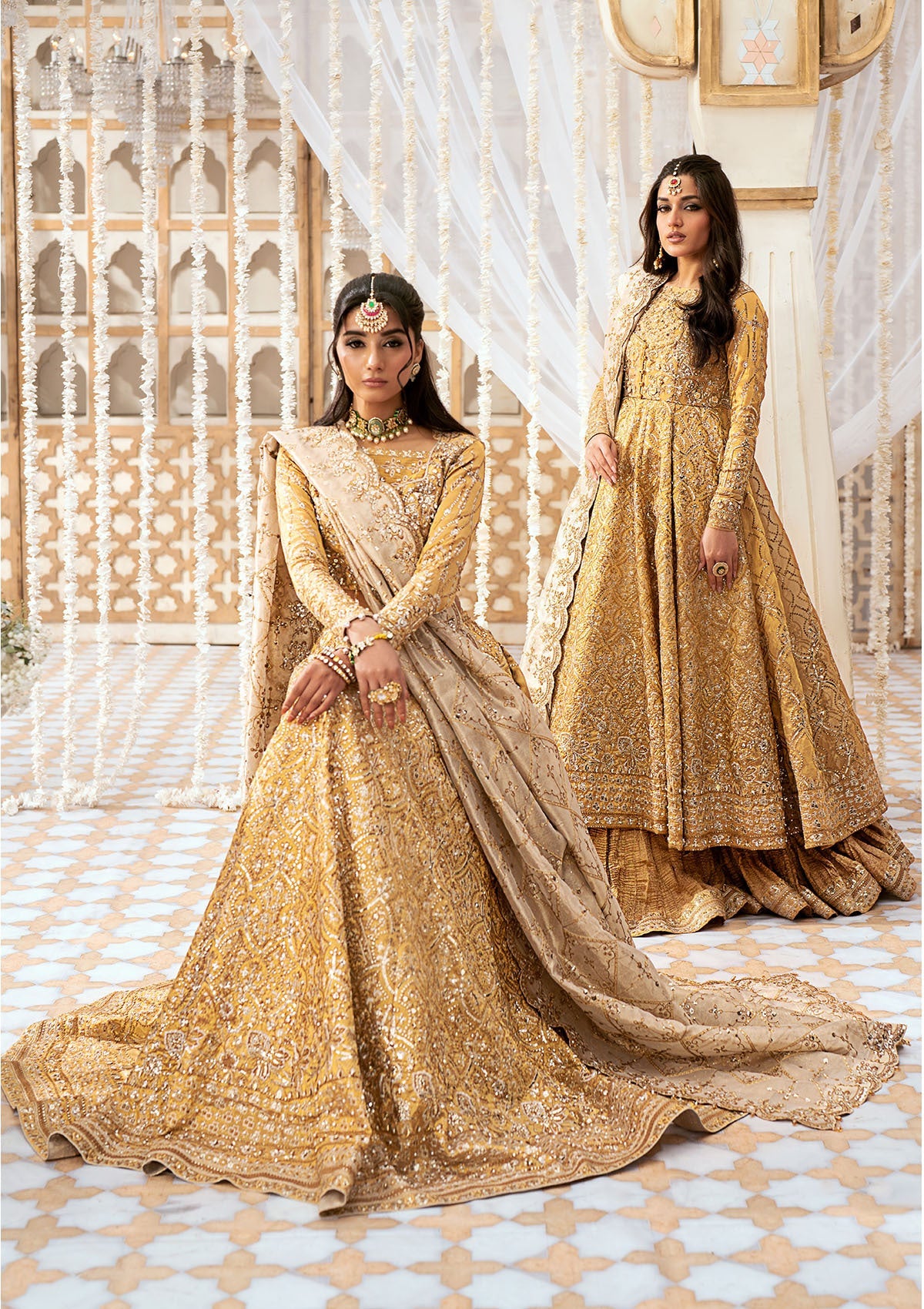 Luxurious tissue ensemble with embellished bodice, neck jaal, rich borders, jamawaar pants, and a contrast tissue dupatta. Styled as blouse with lehnga or kalidaar frock with crushed skirt.