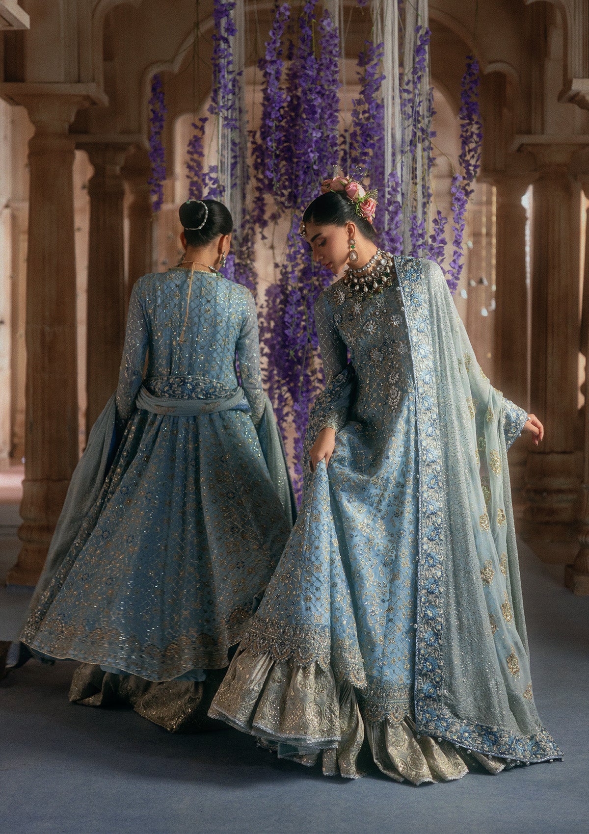 AIK Atelier Look B2608 dupatta pallu detail