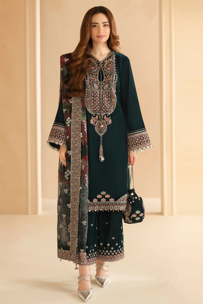 Shop JAZMIN Velvet Formal VF-2039 at Raz Ruya! Huge discounts on luxury Pakistani designer wear. Fast delivery to UK, USA & Canada. End-of-Year & New Year Sale!