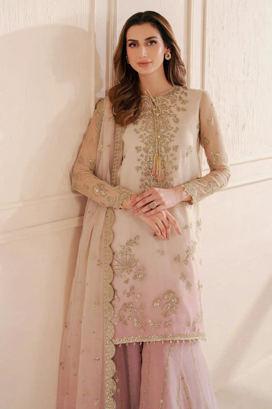 UC-3067 features digital printed chiffon with fine embroidery on front, sleeves, and dupatta—paired with a dyed rawsilk bottom for a refined look.