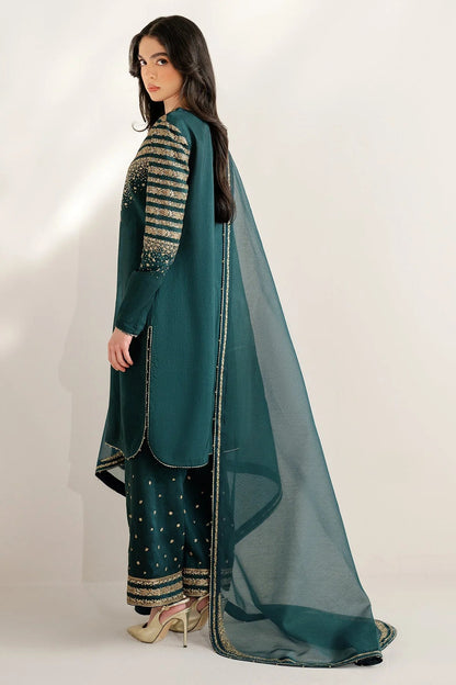 UR-7056 features embroidered Korean rawsilk front, sleeves, and bottom with a check woven organza dupatta—crafted for elegant, formal occasions.
