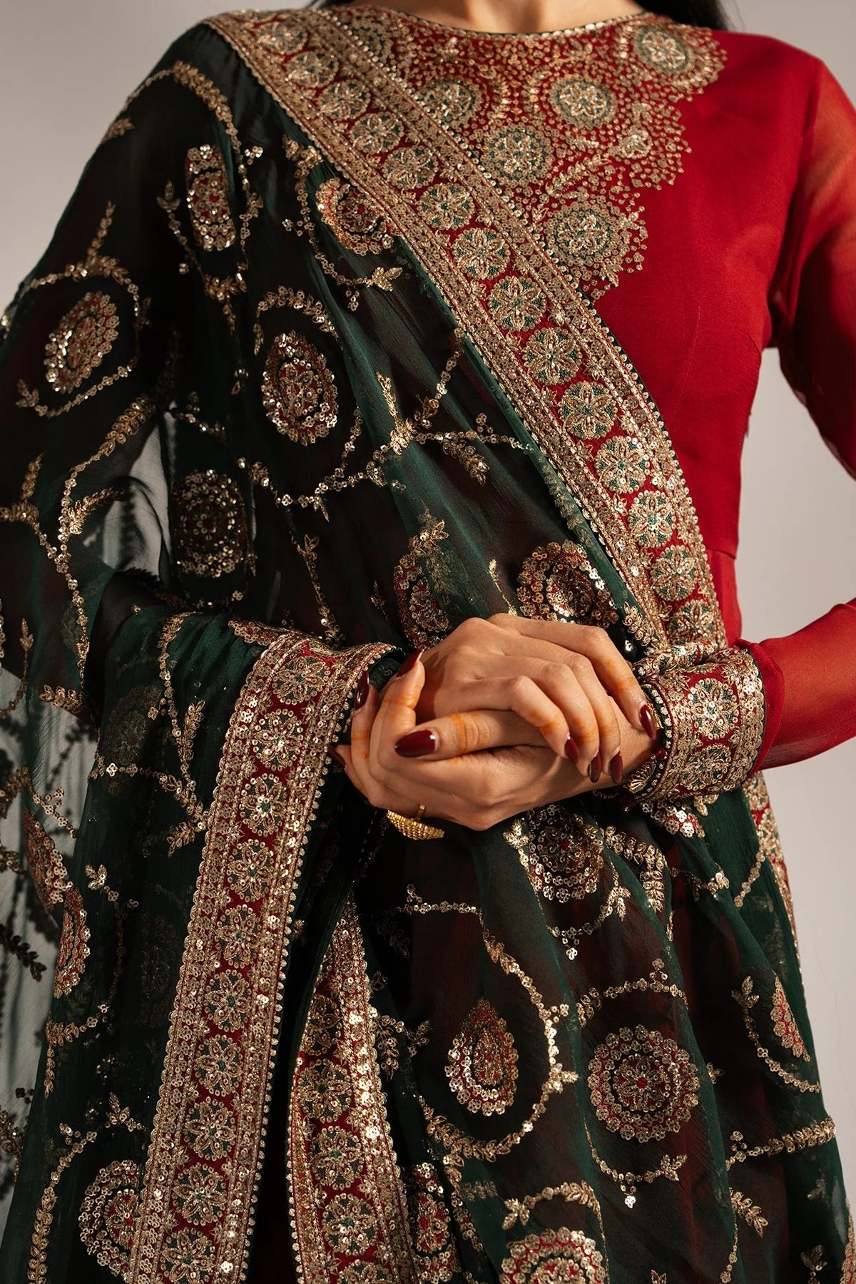JAZMIN | LUXURY FORMALS | EMBROIDERED CHIFFON UC-3074