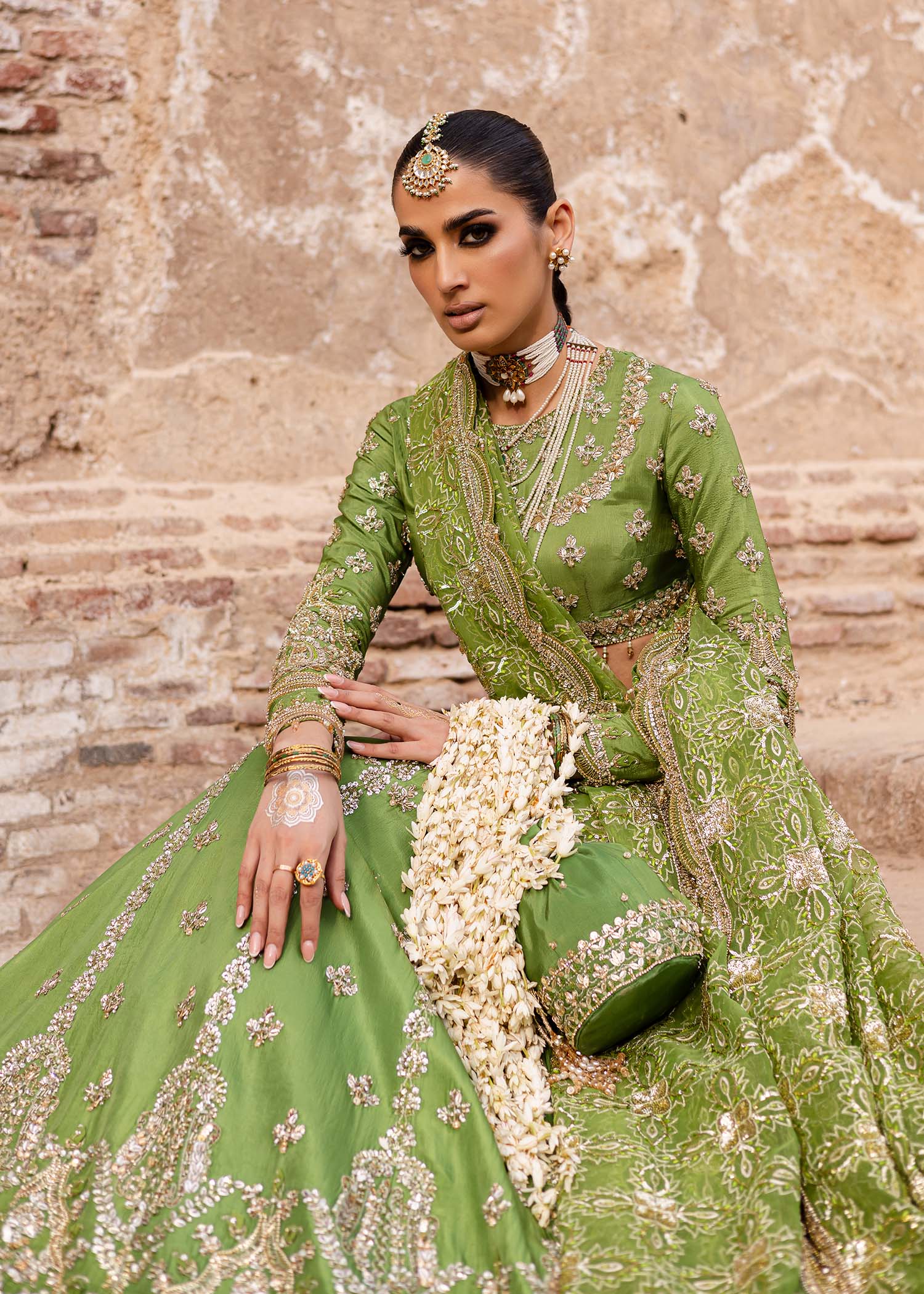 Nashmira by Akbar – Razruya
