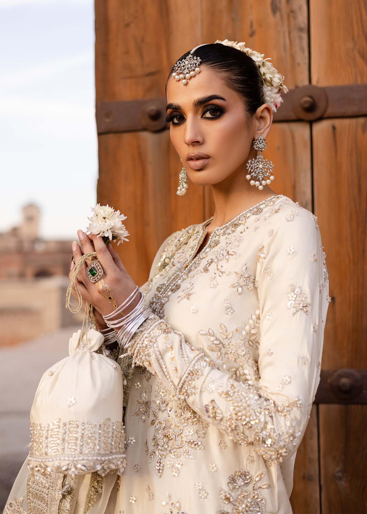 Roshaneh by Akbar – Razruya